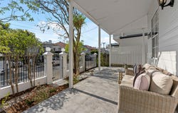 42 Rosina Street, Kangaroo Point, Qld 4169