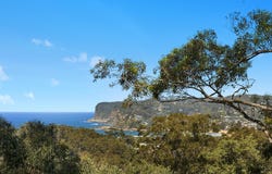 38 Harcourt Place, North Avoca, NSW 2260