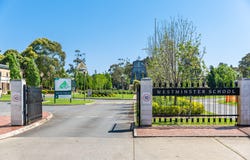 9A Fetlar Avenue, Marion, SA 5043