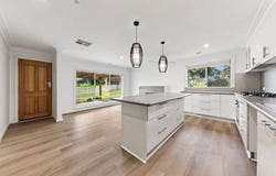 30 Ahern Road, Pakenham, Vic 3810