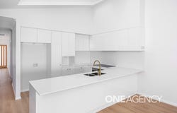 1/16 LAWRENCE AVENUE, Gobbagombalin, NSW 2650