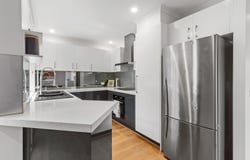 1 Rosebank Court, Rowville, Vic 3178