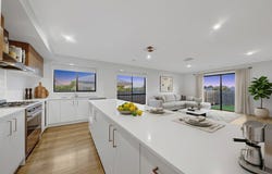 73 Toolern Waters Drive, Weir Views, Vic 3338