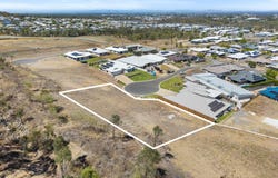 7 Arthur Appleton Place, Norman Gardens, Qld 4701