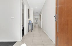 6 Parrot Drive, Weir Views, Vic 3338