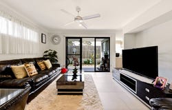 8/1 Barcoo Drive, Logan Reserve, Qld 4133