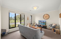21 Erewhon Avenue, Officer, Vic 3809