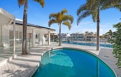 8 Seafarer Court, Paradise Waters, Qld 4217