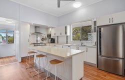 14 Walsh Street, Newtown, Qld 4305