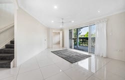 2/2A Agnes Street, Centenary Heights, Qld 4350