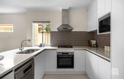 128B Holbeck Street, Doubleview, WA 6018