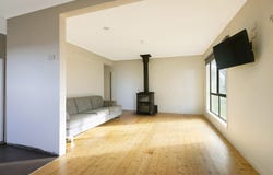 48 Savills Road, Heywood, Vic 3304