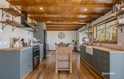198 Cross Road, Lucaston, Tas 7109