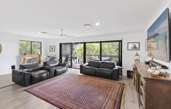 18/2 Ridgeline Way, Highland Park, Qld 4211