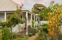1B Dunsford Street, Lancefield, Vic 3435