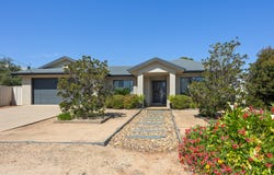 9 Stinson Street, Coolamon, NSW 2701