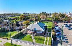 2 Station Street, Koroit, Vic 3282