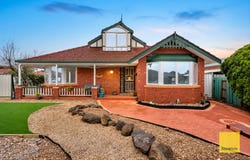 10 Ashton Crescent, Hoppers Crossing, Vic 3029