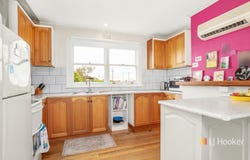 Unit 1/1a Winston Place, Devonport, Tas 7310