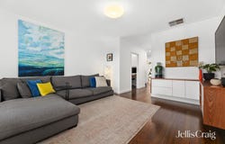 48 Ian Grove, Mount Waverley, Vic 3149