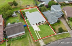 26 Robin Crescent, Woy Woy, NSW 2256