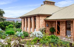 16 Jackson Avenue, Strathalbyn, SA 5255