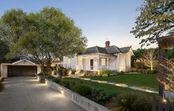 15 Albany Crescent, Surrey Hills, Vic 3127
