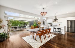 10 Gould Street, Brighton, Vic 3186