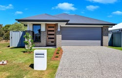 16 Ernest Close, Toogoom, Qld 4655