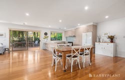 2/9 Aubrey Grove, Boronia, Vic 3155