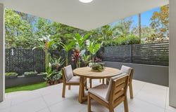 111/33 Lakefront Crescent, Varsity Lakes, Qld 4227