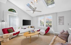 14 Minnamurra Grove, Dural, NSW 2158