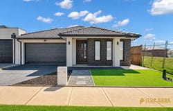 13 Deanside Drive, Deanside, Vic 3336