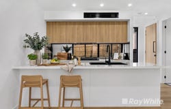 2/30 Rathgar Road, Lysterfield, Vic 3156