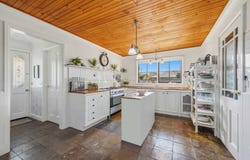 14 Walsh Street, Ballan, Vic 3342