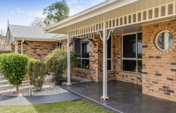 15 Cary Road, Glenvale, Qld 4350
