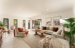 4 Farm Grove Road, Beechmont, Qld 4211