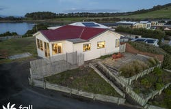 84 Pipe Clay Esplanade, Cremorne, Tas 7024