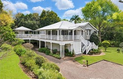 402 Mountain View Road, Maleny, Qld 4552