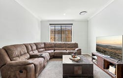17 Nive Road, South Maclean, Qld 4280