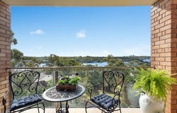 18/2 Bortfield Drive, Chiswick, NSW 2046