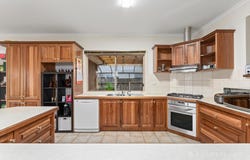 40 Lincoln Road, Croydon, Vic 3136