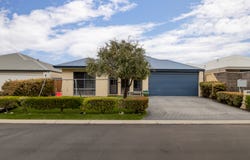 30 Bibra Loop, Dalyellup, WA 6230