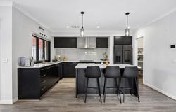 26 Juliet Way, Berwick, Vic 3806