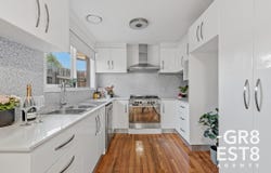 50 Mossgiel Park Drive, Endeavour Hills, Vic 3802