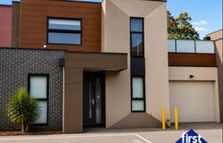 unit 2/902 Pascoe Vale Road, Glenroy, Vic 3046