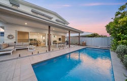 17 Aquarius Avenue, Lake Cathie, NSW 2445