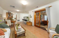 8 Talbot Place, Tatton, NSW 2650