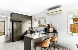 Unit 2/58-60 Stephenson Street, Scarness, Qld 4655