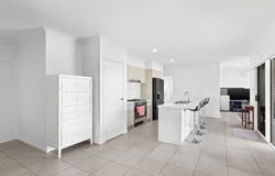 54 Diamond Dr, Yarrabilba, Qld 4207